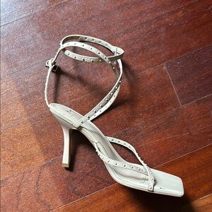 Marc Fisher Tan Heels with Sophisticated Design